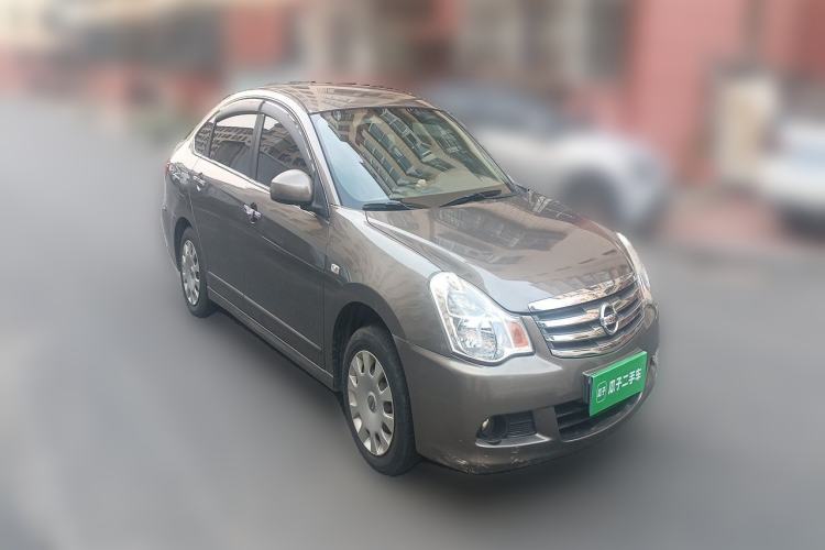 Used Nissan Sylphy 2016 Classic 1.6XE Manual Comfort Edition Front Right 45 Deg
