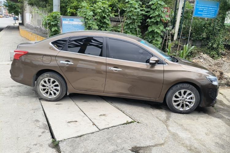 Used Nissan Sylphy 2016 1.6 XL CVT Deluxe Edition Front Right 45 Deg