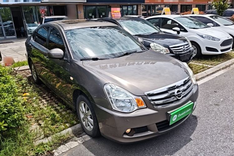 Used Nissan Sylphy 2016 Classic 1.6XE Automatic Leading Edition Front Right 45 Deg