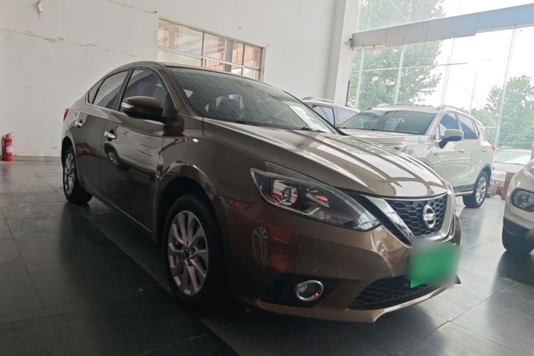 Used Nissan Sylphy 2016 1.6XV CVT ZhiZun Edition Front Right 45 Deg