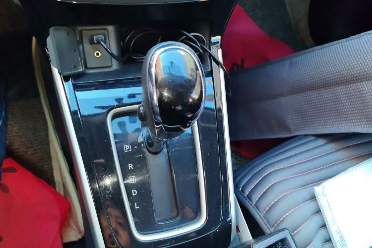 Used Nissan Sylphy 2016 1.6XV CVT Smart Enjoyment Version Gear Lever