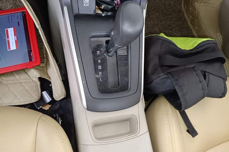 Used Nissan Sylphy 2016 1.6XE CVT Comfort Edition Gear Lever