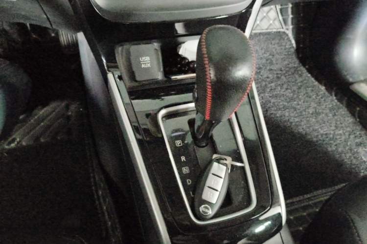 Used Nissan Sylphy 2016 1.6XV CVT Smart Enjoyment Version Gear Lever