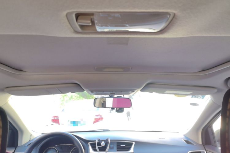 Used Nissan Sylphy 2016 1.6XV CVT Smart Enjoyment Version Headliner
