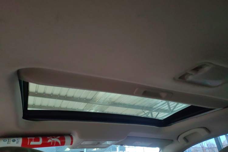 Used Nissan Sylphy 2016 Classic 1.6XE Automatic Leading Edition Headliner