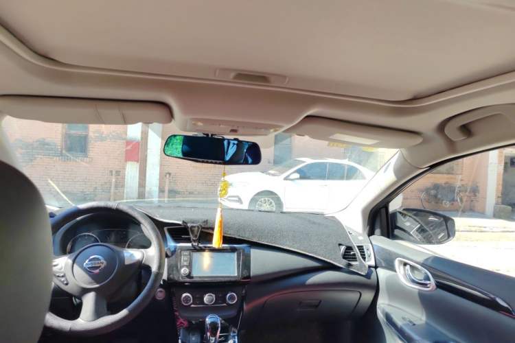 Used Nissan Sylphy 2016 1.6 XL CVT Deluxe Edition Headliner