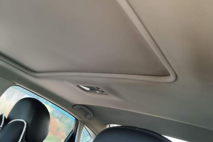 Used Nissan Sylphy 2016 1.6 XL CVT Luxury Edition Headliner