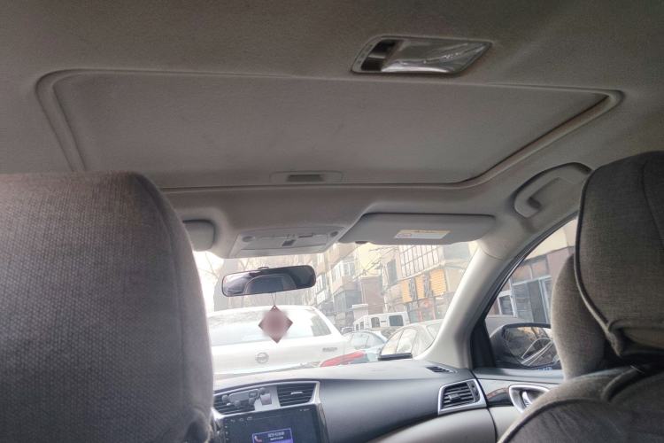 Used Nissan Sylphy 2016 1.6 XL Manual Luxury Edition Headliner