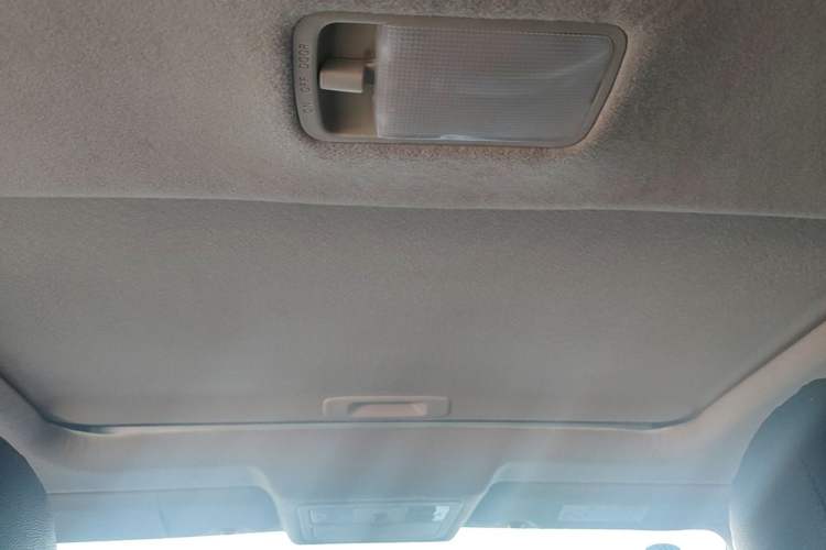 Used Nissan Sylphy 2016 Classic 1.6XE Manual Leading Edition Headliner