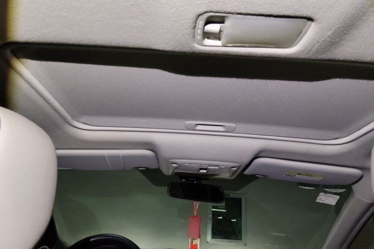 Used Nissan Sylphy 2016 1.6XV CVT Smart Enjoyment Version Headliner