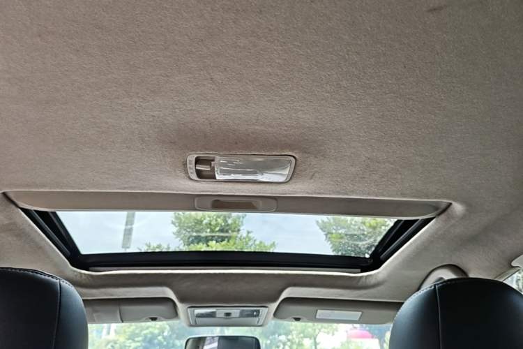 Used Nissan Sylphy 2016 Classic 1.6XE Automatic Leading Edition Headliner