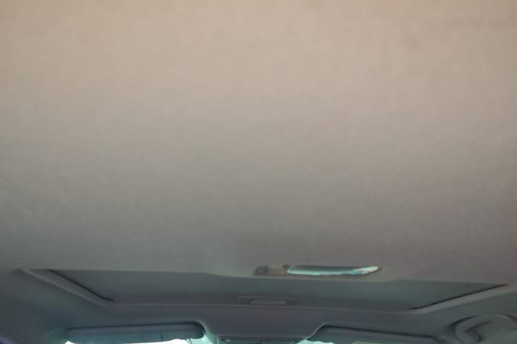 Used Nissan Sylphy 2016 1.6XV CVT ZhiZun Edition Headliner