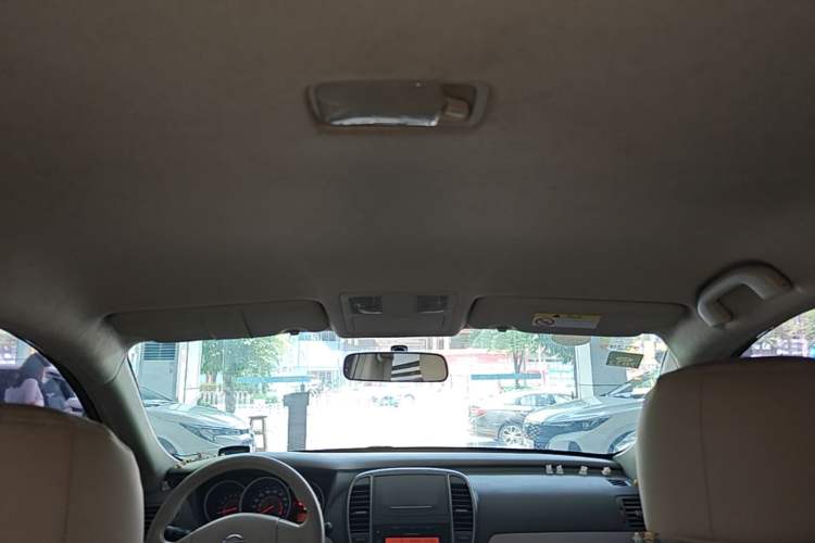 Used Nissan Sylphy 2016 Classic 1.6XE Automatic Comfort Edition Headliner