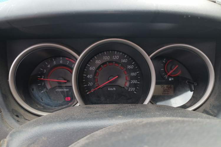 Used Nissan Sylphy 2016 Classic 1.6XE Manual Leading Edition Instrument Cluster