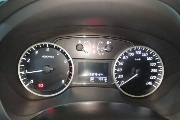 Used Nissan Sylphy 2016 1.6 XL CVT Deluxe Edition Instrument Cluster