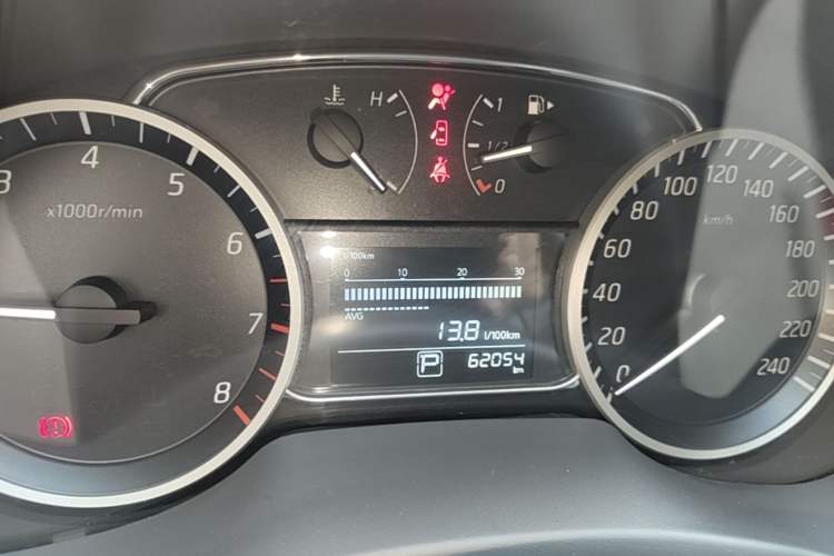Used Nissan Sylphy 2016 1.6 XL CVT Deluxe Edition Instrument Cluster