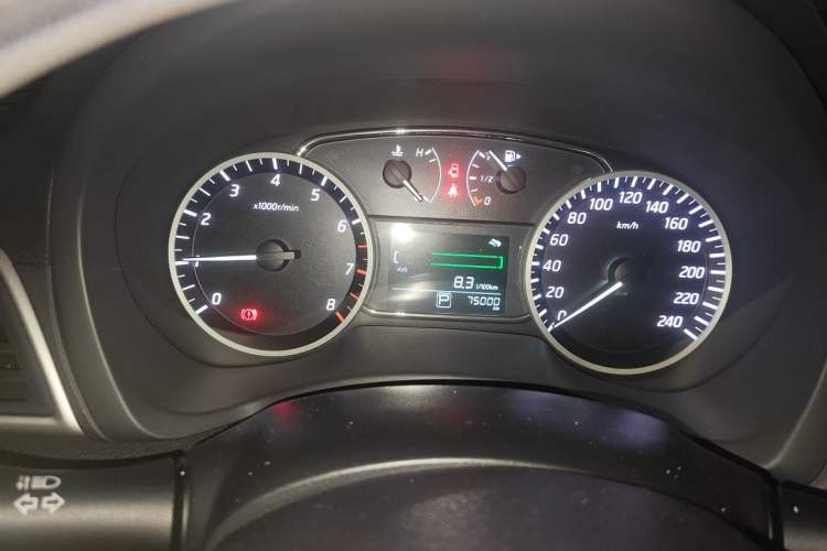 Used Nissan Sylphy 2016 1.6 XL CVT Luxury Edition Instrument Cluster