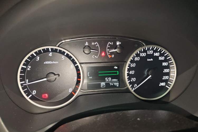 Used Nissan Sylphy 2016 1.6 XL CVT Deluxe Edition Instrument Cluster
