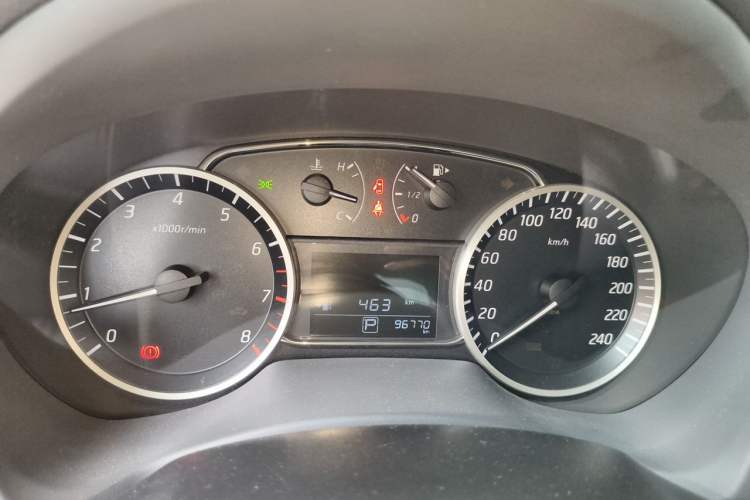 Used Nissan Sylphy 2016 1.6 XL CVT Deluxe Edition Instrument Cluster