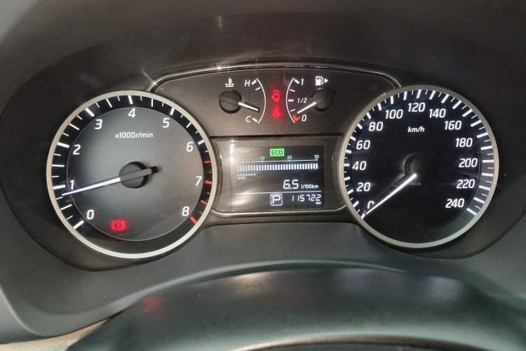 Used Nissan Sylphy 2016 1.6XE CVT Comfort Edition Instrument Cluster