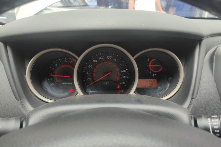 Used Nissan Sylphy 2016 Classic 1.6XE Manual Leading Edition Instrument Cluster