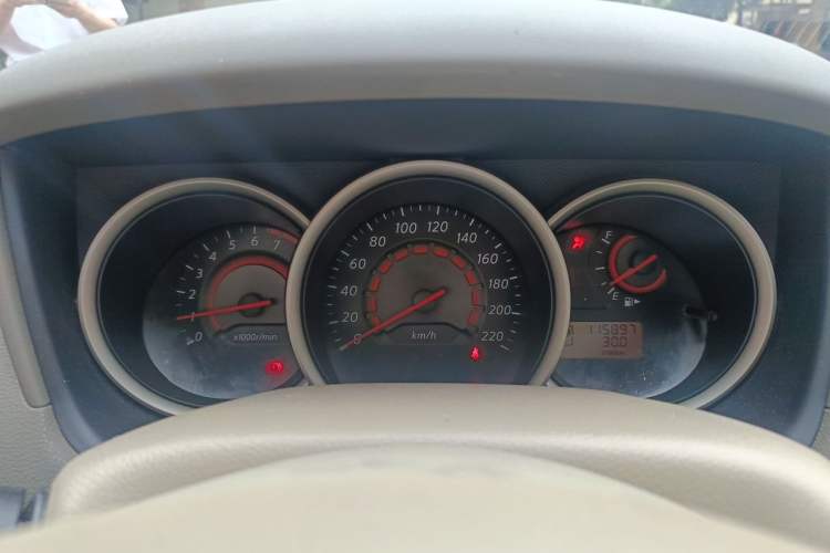 Used Nissan Sylphy 2016 Classic 1.6XE Automatic Comfort Edition Instrument Cluster