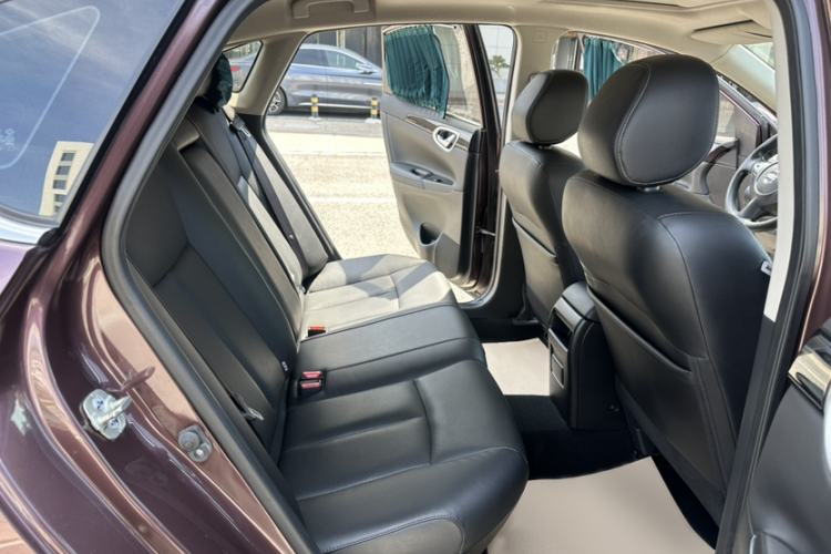 Used Nissan Sylphy 2016 1.6 XL CVT Luxury Edition Interior 5