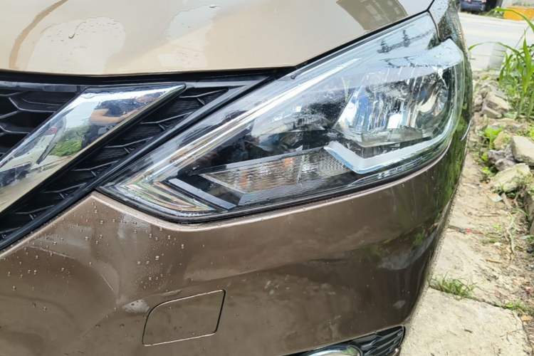 Used Nissan Sylphy 2016 1.6 XL CVT Deluxe Edition Left Front Headlight