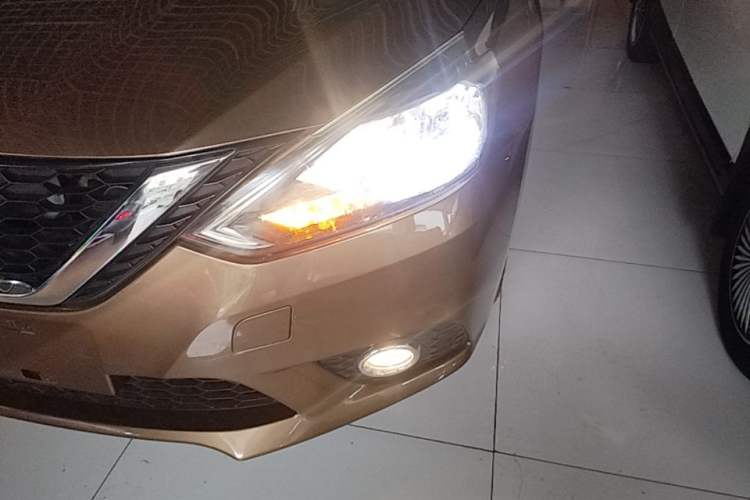 Used Nissan Sylphy 2016 1.6 XL CVT Luxury Edition Left Front Headlight