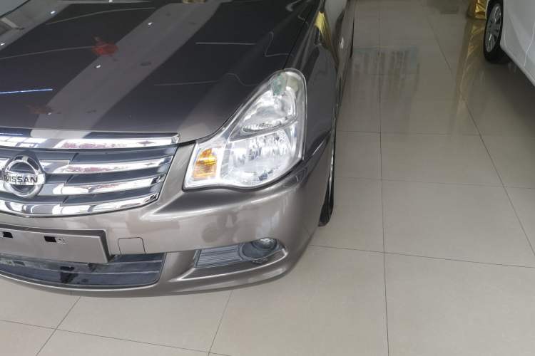 Used Nissan Sylphy 2016 Classic 1.6XE Automatic Comfort Edition Left Front Headlight