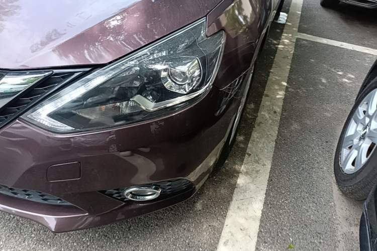 Used Nissan Sylphy 2016 1.6XV CVT Smart Enjoyment Version Left Front Headlight