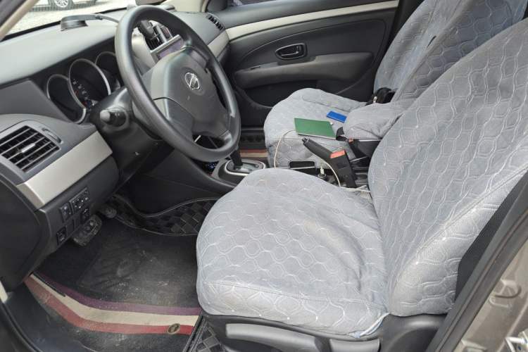 Used Nissan Sylphy 2016 Classic 1.6XE Automatic Leading Edition Left Front Seat