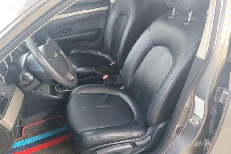 Used Nissan Sylphy 2016 Classic 1.6XE Manual Leading Edition Left Front Seat