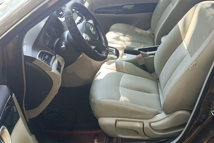 Used Nissan Sylphy 2016 1.6 XL CVT Deluxe Edition Left Front Seat