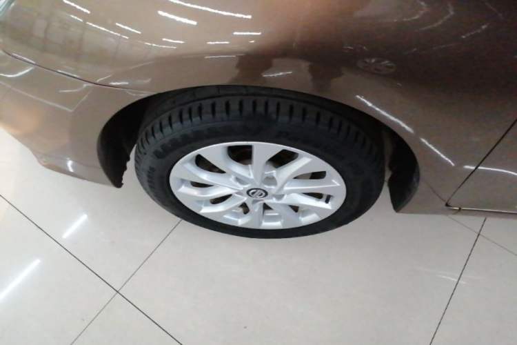 Used Nissan Sylphy 2016 1.6 XL CVT Deluxe Edition Left Front Wheel Hub