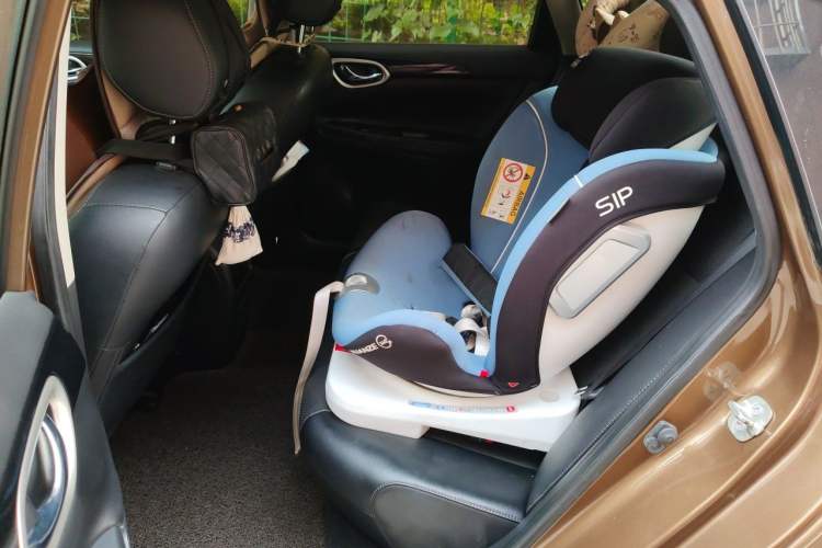 Used Nissan Sylphy 2016 1.6XV CVT Smart Enjoyment Version Left Rear Seat