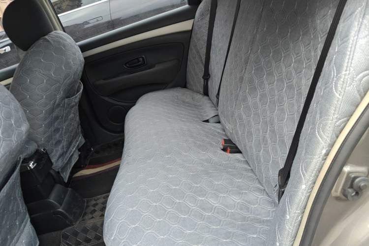 Used Nissan Sylphy 2016 Classic 1.6XE Automatic Leading Edition Left Rear Seat