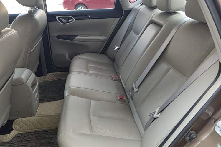 Used Nissan Sylphy 2016 1.6 XL CVT Deluxe Edition Left Rear Seat