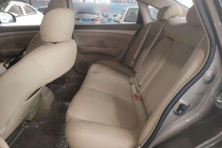 Used Nissan Sylphy 2016 Classic 1.6XE Automatic Leading Edition Left Rear Seat
