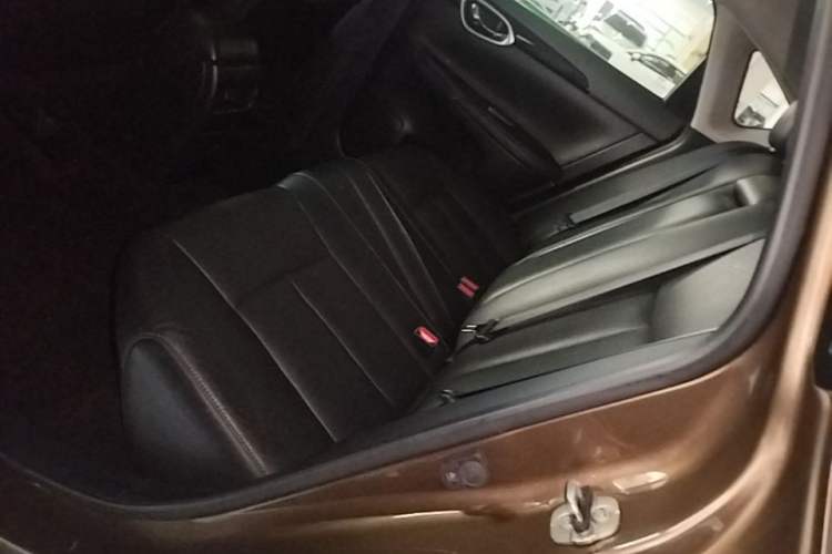 Used Nissan Sylphy 2016 1.6 XL CVT Luxury Edition Left Rear Seat