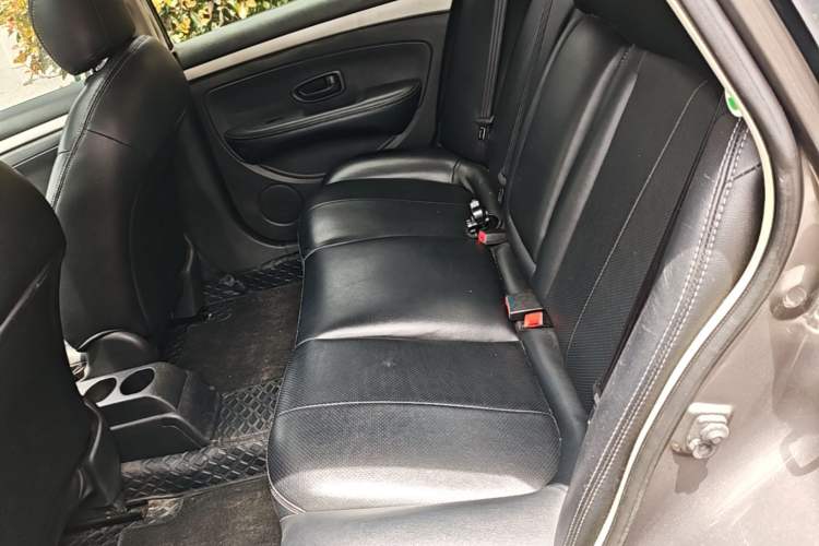 Used Nissan Sylphy 2016 Classic 1.6XE Automatic Leading Edition Left Rear Seat