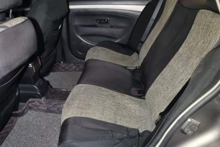 Used Nissan Sylphy 2016 Classic 1.6XE Automatic Comfort Edition Left Rear Seat