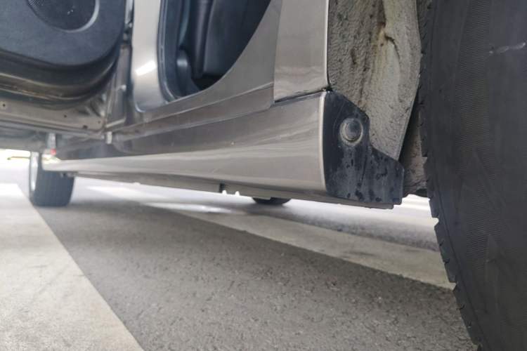 Used Nissan Sylphy 2016 Classic 1.6XE Manual Leading Edition Left Side Sill