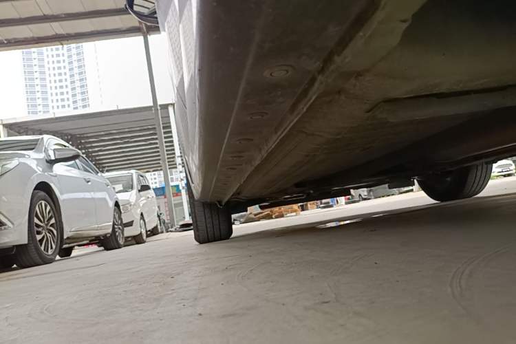 Used Nissan Sylphy 2016 1.6XE CVT Comfort Edition Left Side Sill