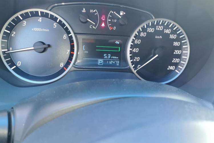 Used Nissan Sylphy 2016 1.6XV CVT Smart Enjoyment Version Odometer Close Up