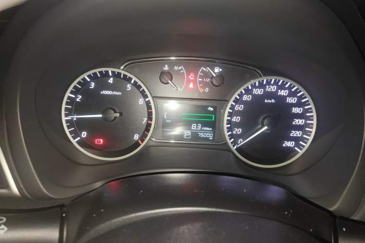 Used Nissan Sylphy 2016 1.6 XL CVT Luxury Edition Odometer Close Up