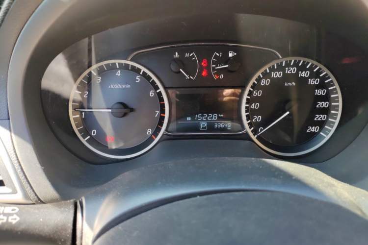 Used Nissan Sylphy 2016 1.6 XL CVT Deluxe Edition Odometer Close Up