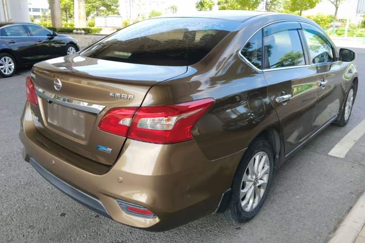 Used Nissan Sylphy 2016 1.6 XL CVT Luxury Edition Rear Right 45 Deg