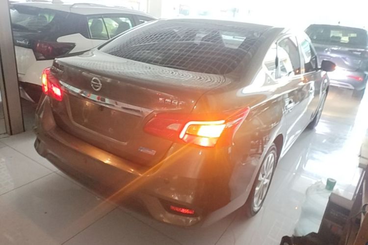 Used Nissan Sylphy 2016 1.6 XL CVT Luxury Edition Rear Right 45 Deg