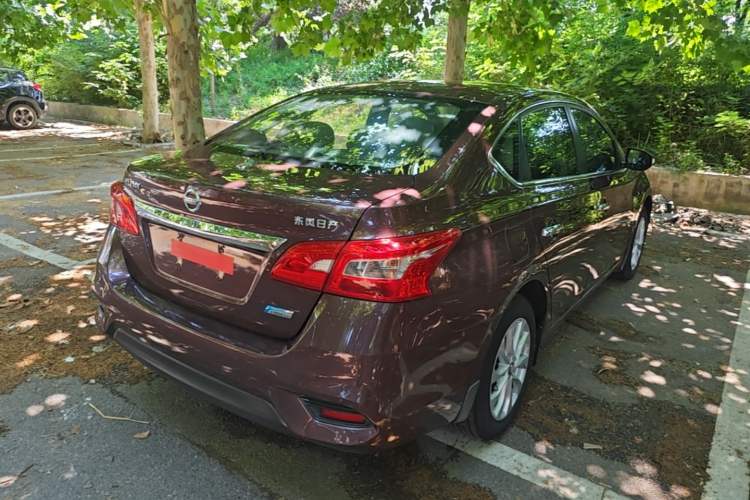 Used Nissan Sylphy 2016 1.6 XL CVT Deluxe Edition Rear Right 45 Deg